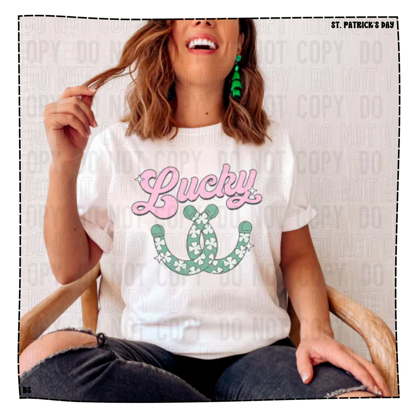 Horseshoe Lucky Clovers